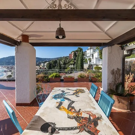 Hostdomus - La Terrazza Sul Mare * Alassio